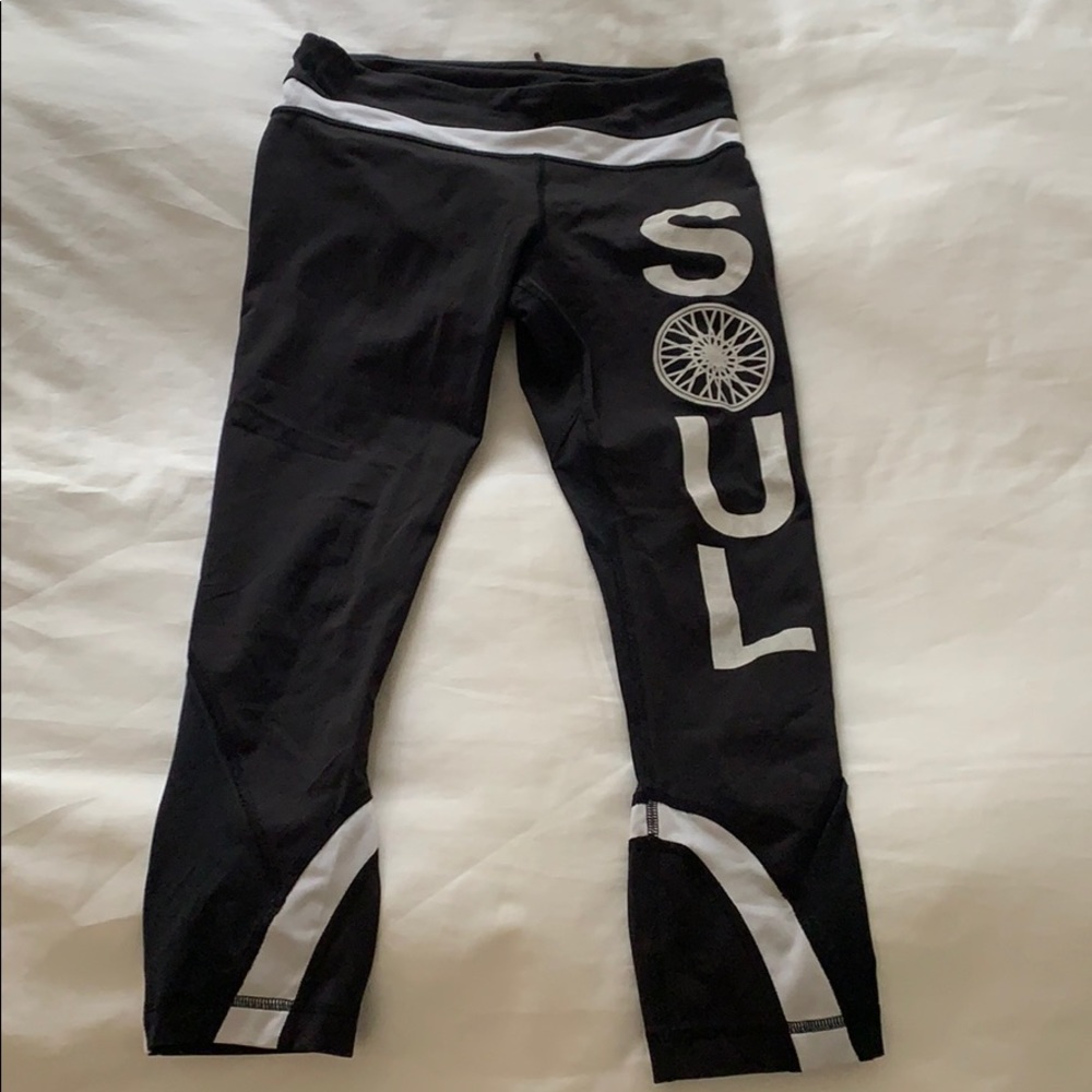 Lululemon Soul cycle leggings